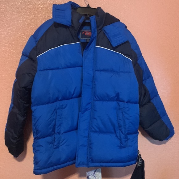 NWT Sports Puffer Jacket - Picture 9 of 12